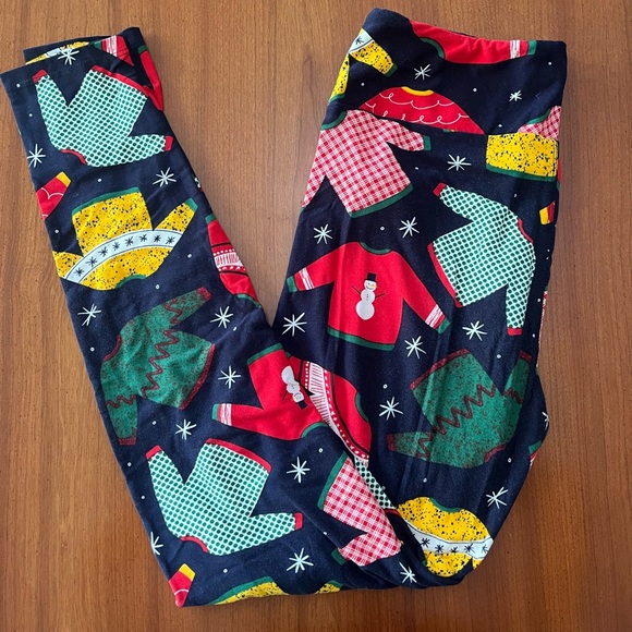LuLaRoe Holiday Leggings Lot – OS – Christmas & Halloween Themed  – Set of 3 - Picture 2 of 7